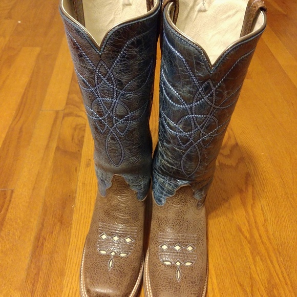 Ariat Boots - Picture 5 of 5